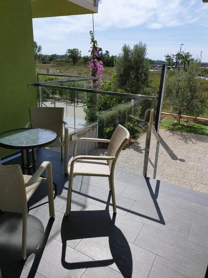 Apartmani Matko Nin Exteriér fotografie