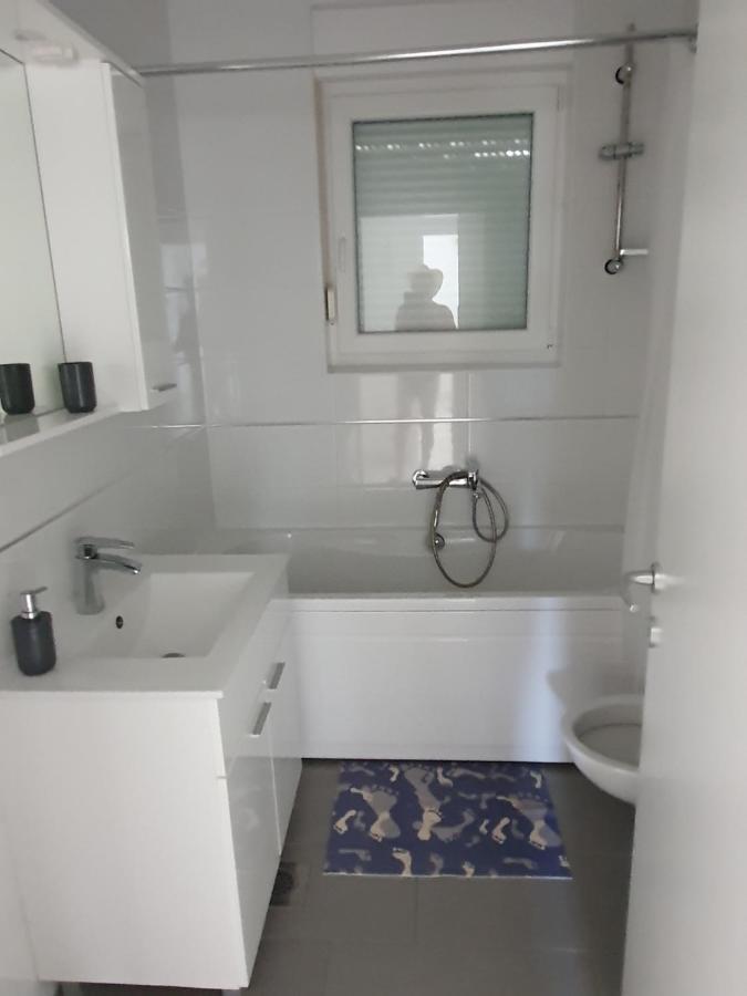 Apartmani Matko Nin Exteriér fotografie
