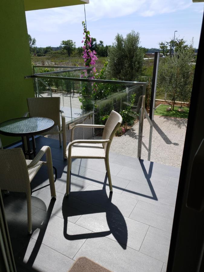 Apartmani Matko Nin Exteriér fotografie