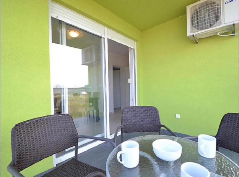 Apartmani Matko Nin Exteriér fotografie