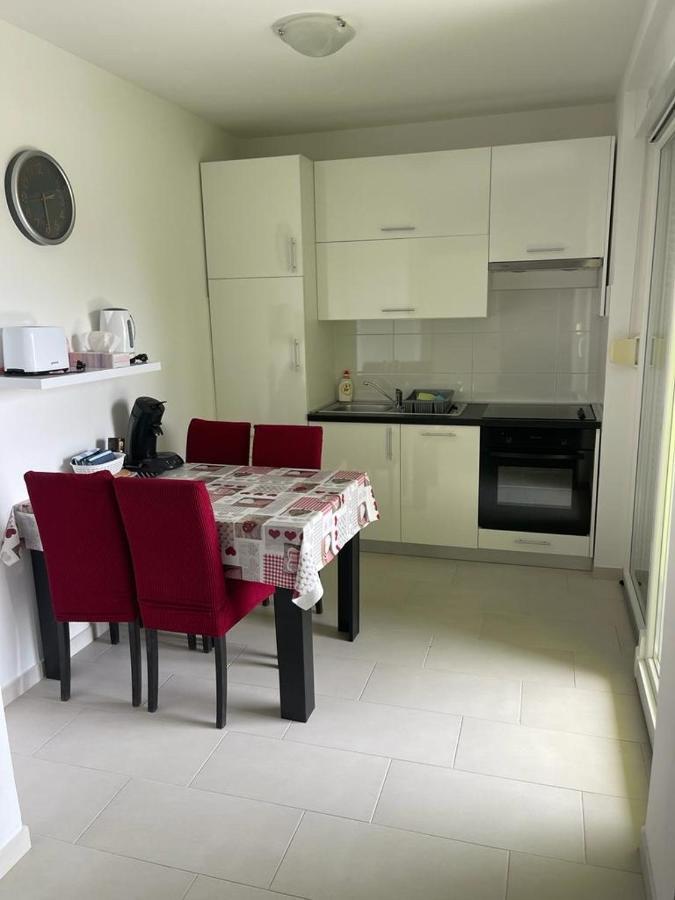 Apartmani Matko Nin Exteriér fotografie