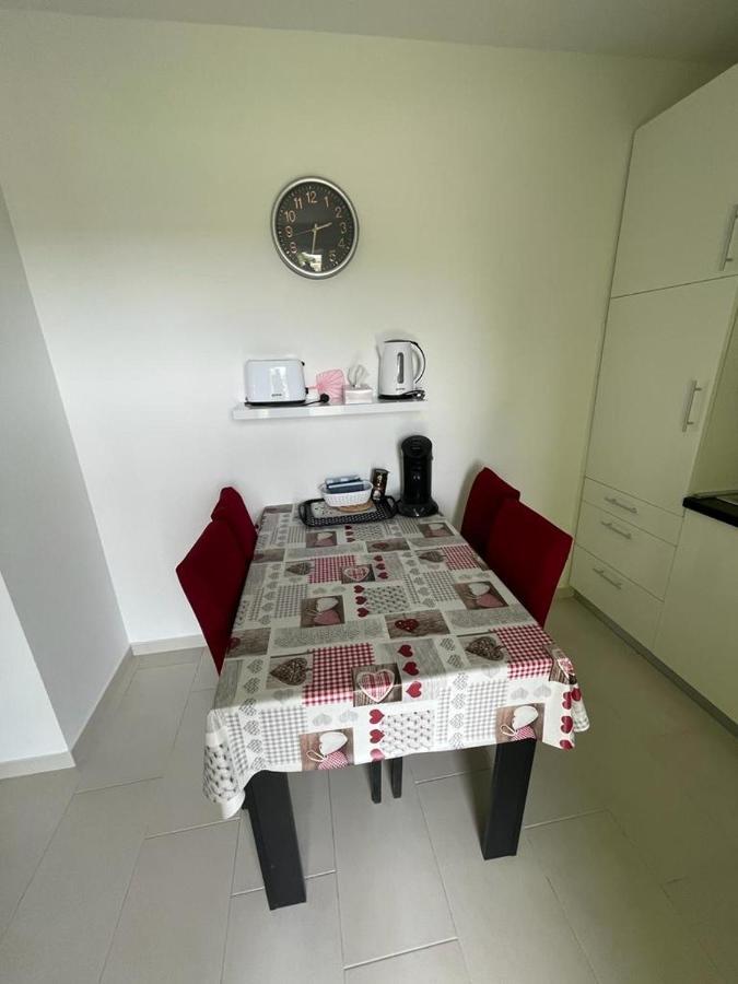 Apartmani Matko Nin Exteriér fotografie